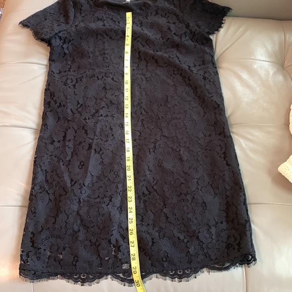 Joie Black Floral Lace Shift Dress - Picture 8 of 9